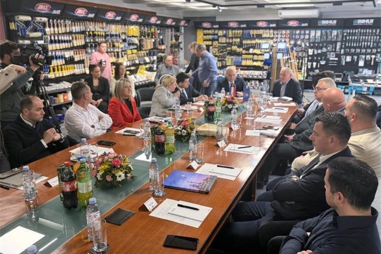 Slika /dokumenti/RH-Kosovo forum.jpg